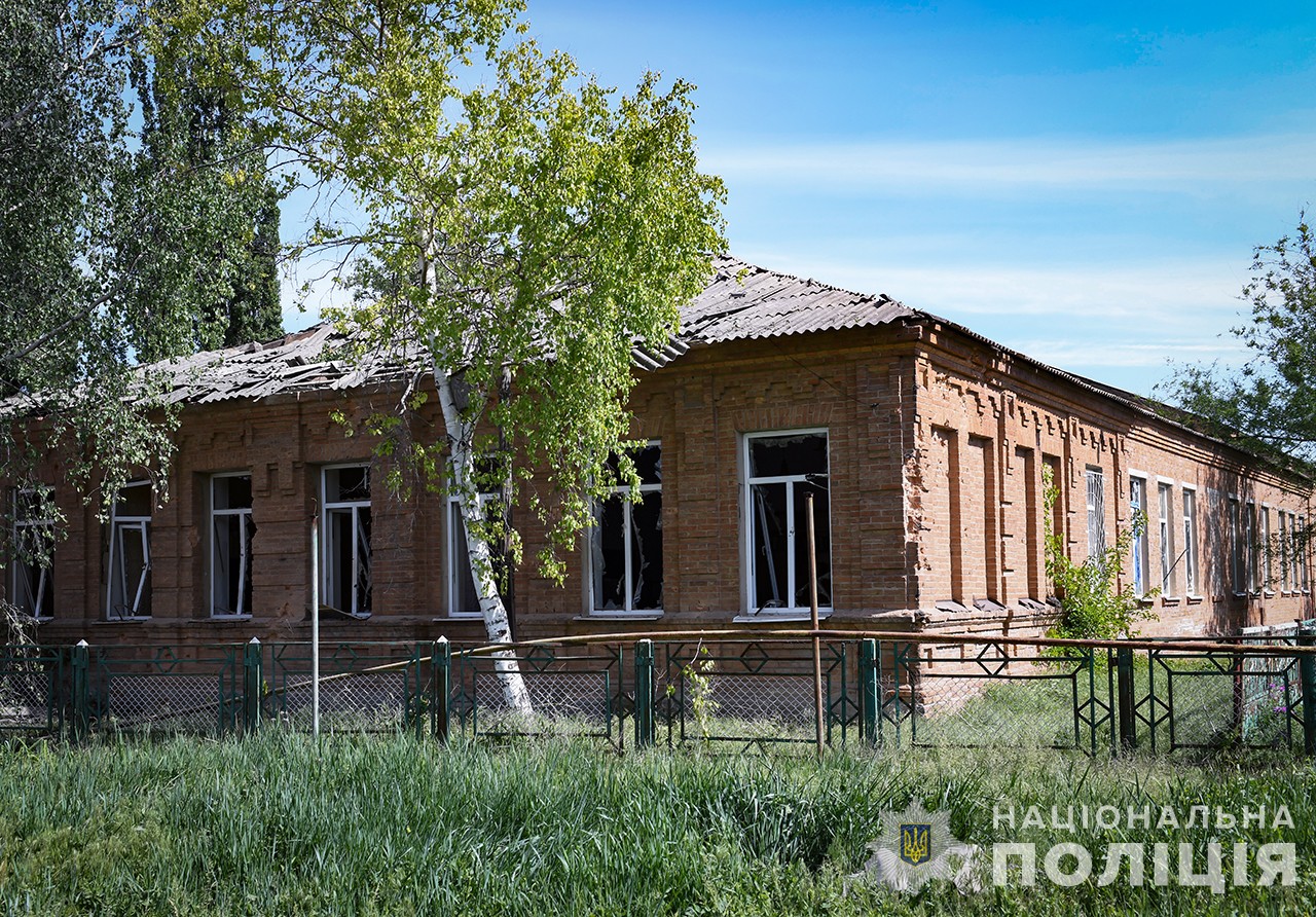 Пошкоджені будинки та знищені господарські споруди: наслідки російських ударів по Запорізькій області