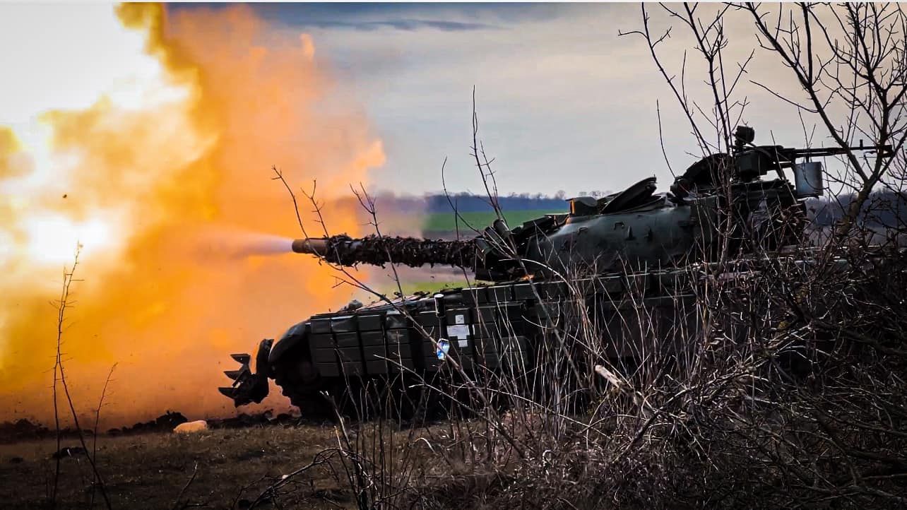 Ворог продовжує штурмувати позиції захисників в району Малої Токмачки