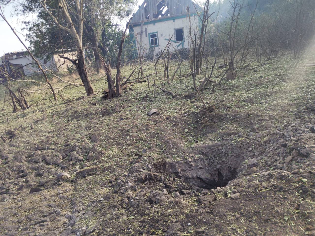 Ворог не припиняє нищити Оріхів та Малу Токмачку: завдано нових ударів