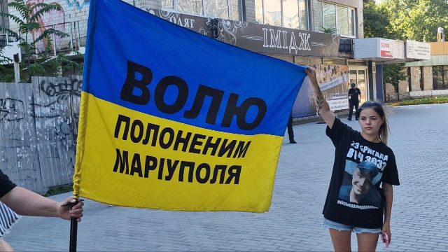 Стали голосом військовополонених: у Запоріжжі знову нагадали суспільству про захисників Маріуполя