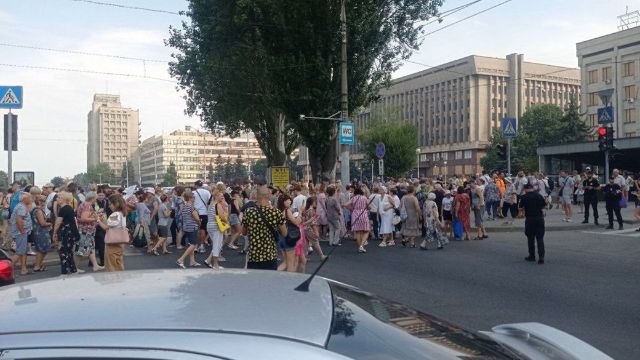 Темне місто: у Запоріжжі відключили вуличне освітлення