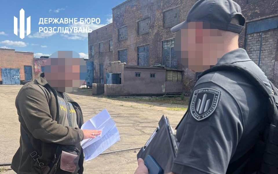 Заступнику керівника колонії в Запорізькій області організував підпільне виготовлення металопродукції: йому повідомлено про підозру