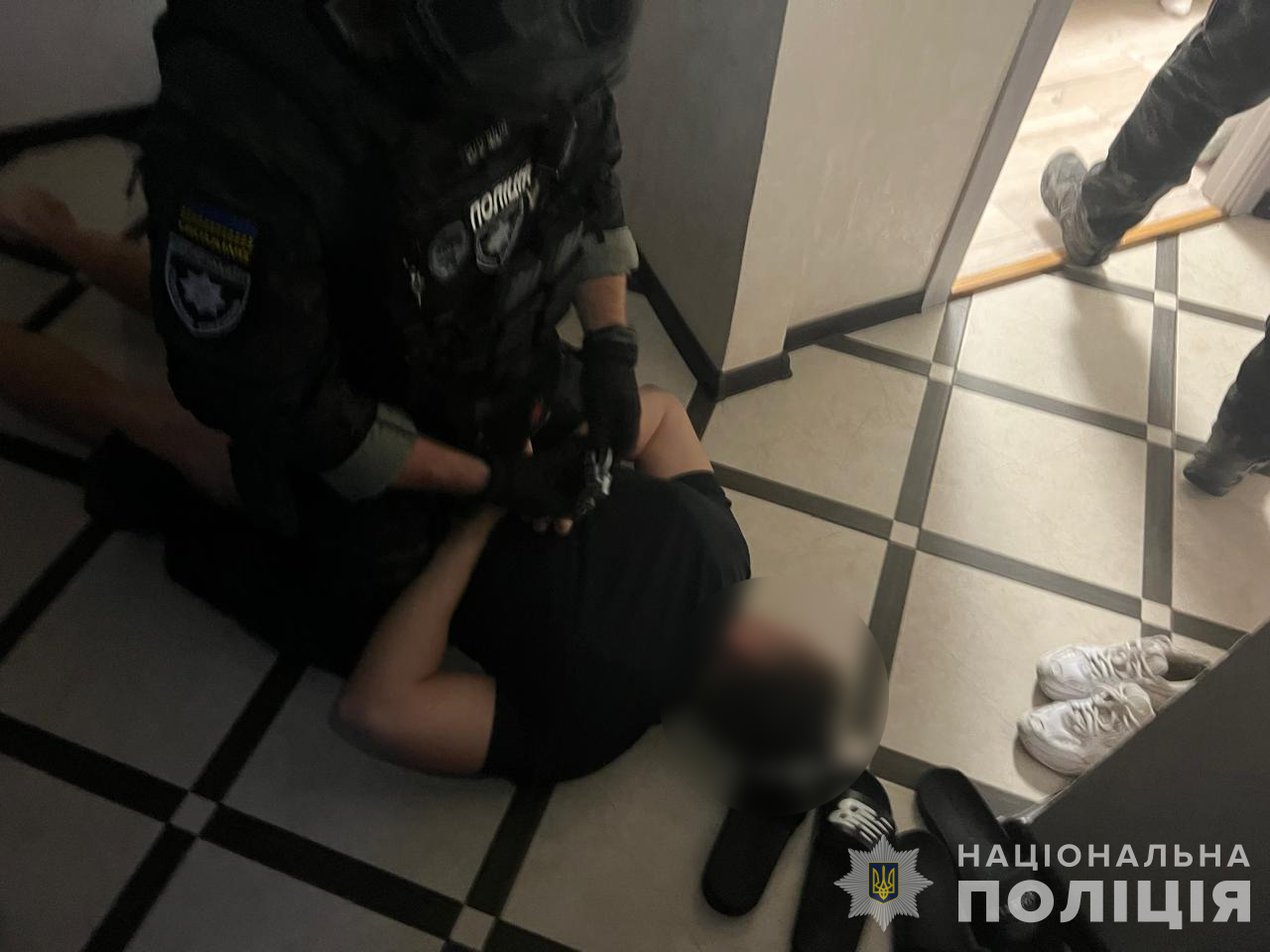 У Запоріжжі банда кримінального авторитета викрала й побила чоловіків, вимагаючи  600 тис. грн