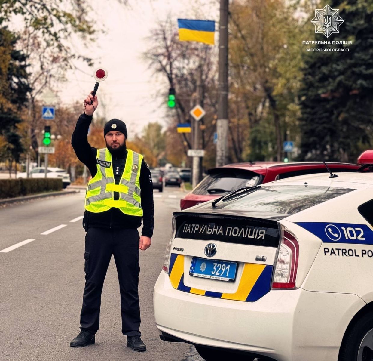 Рух Дніпровської ГЕС знову закриють: коли рух транспорту буде обмежено