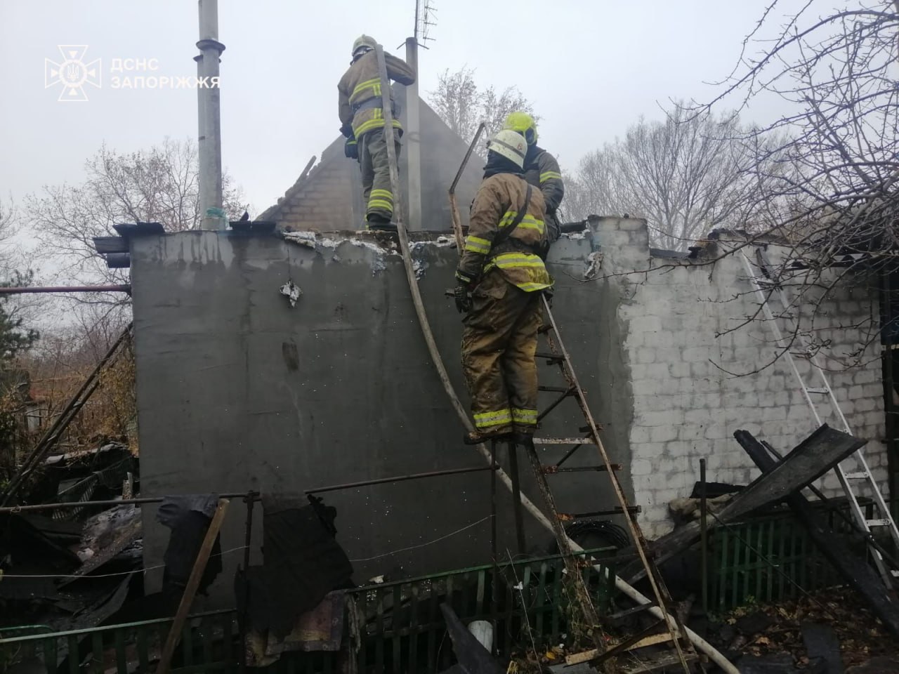 У  Запоріжжі через пічне опалення сталася пожежа: загинув чоловік