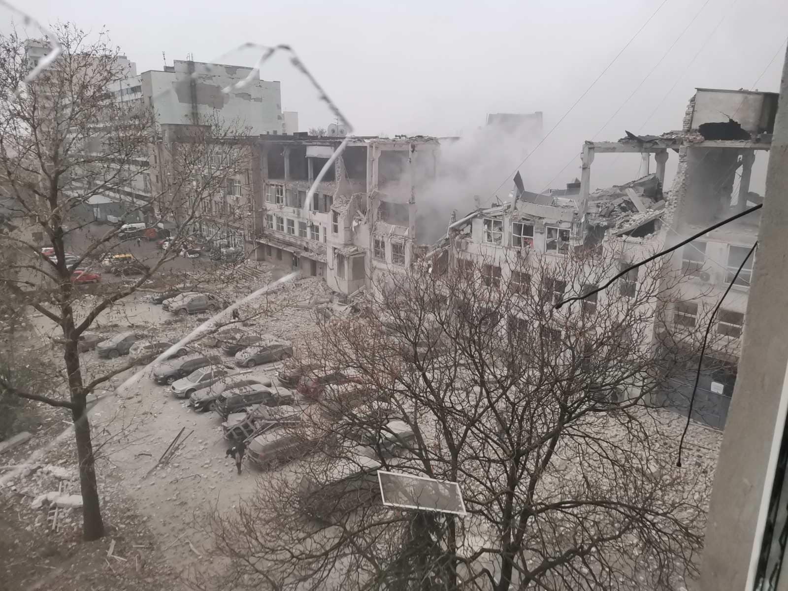 Аварійно-рятувальна операція тривала понад 46 годин: оголошена остаточні дані по кількості загиблих внаслідок ракетного удару по Запоріжжю