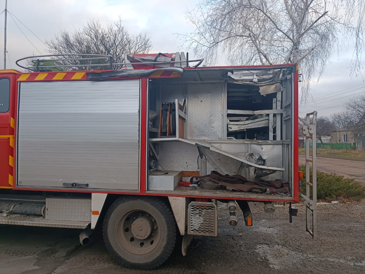 В прифронтовому місті Запорізької області загарбники вдарили дроном по автоцистерні