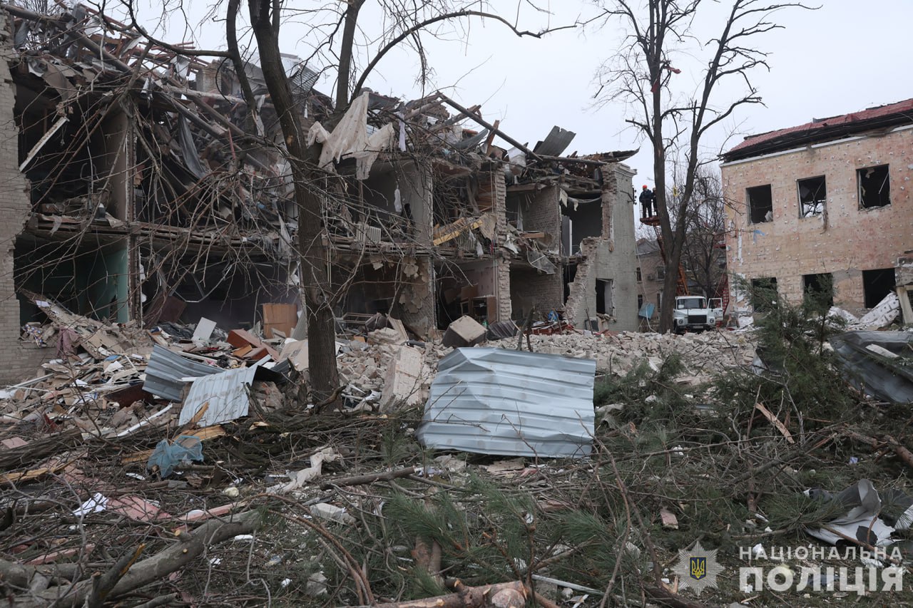 Після масованої атаки Запоріжжя у лікарні залишається 17 людей: все, що відомо про їх стан