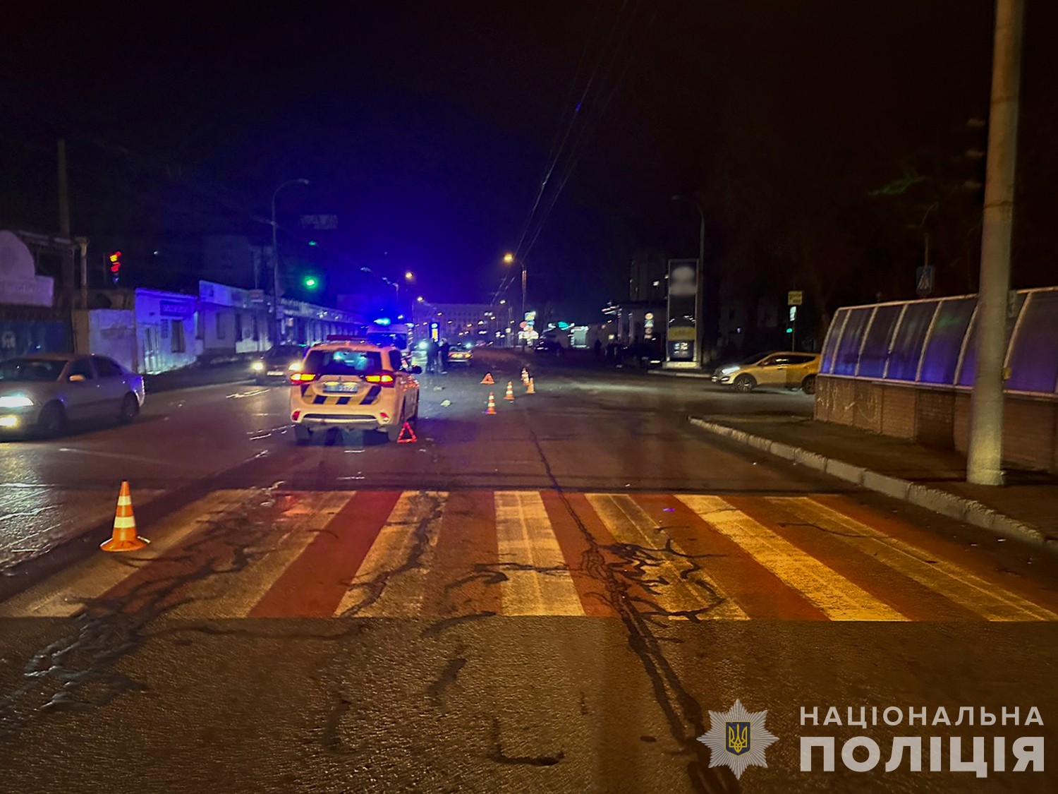 У Запоріжжі водій збив жінку на пішохідному переходу: постраждала померла