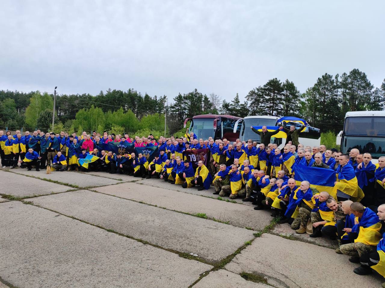 Обмін військовополоненими: сьогодні додому повернули 9 захисників з Запорізької області