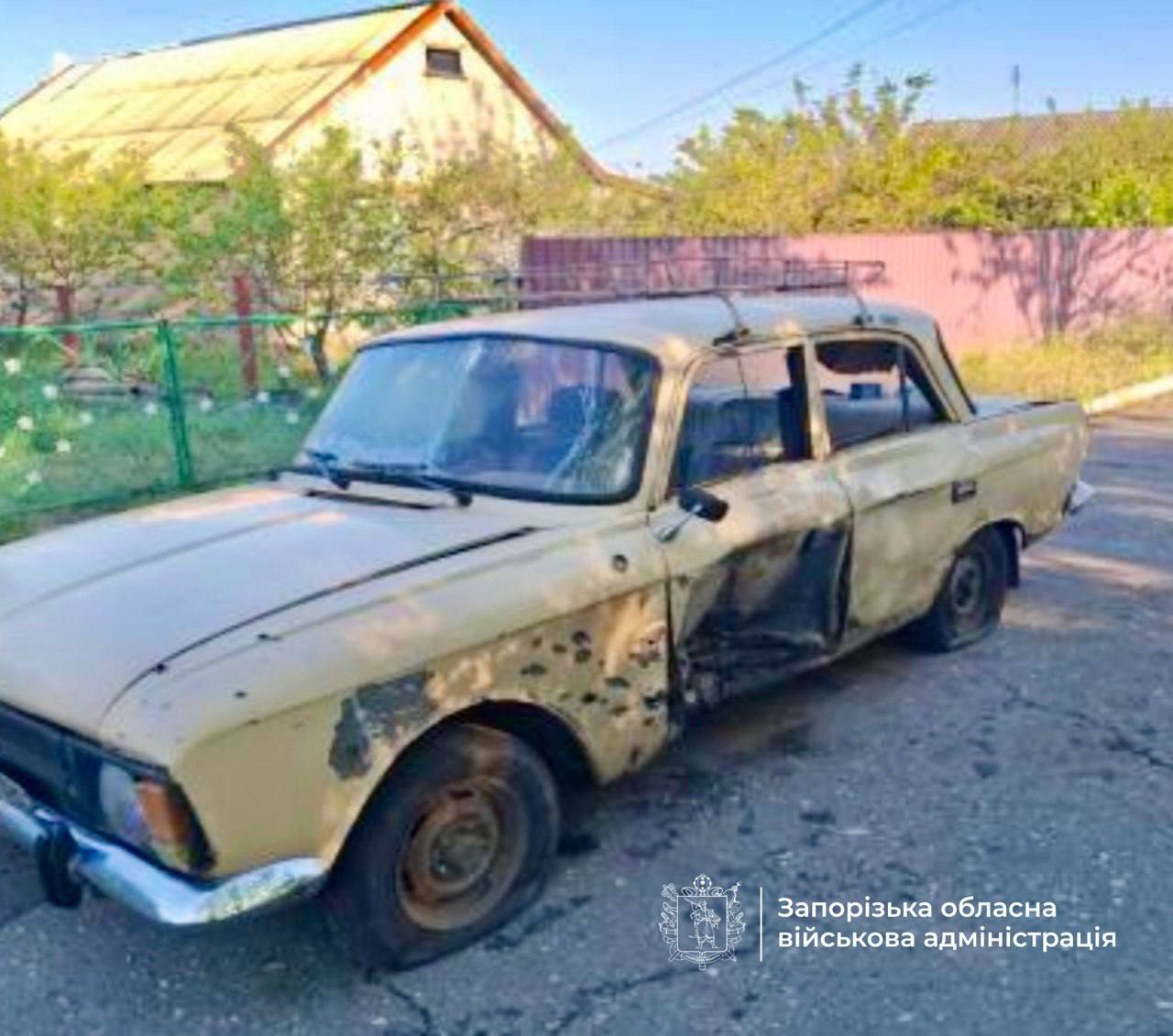 Під прицілом окупантів: росіяни атакували авто пенсіонера у Запорізькій області