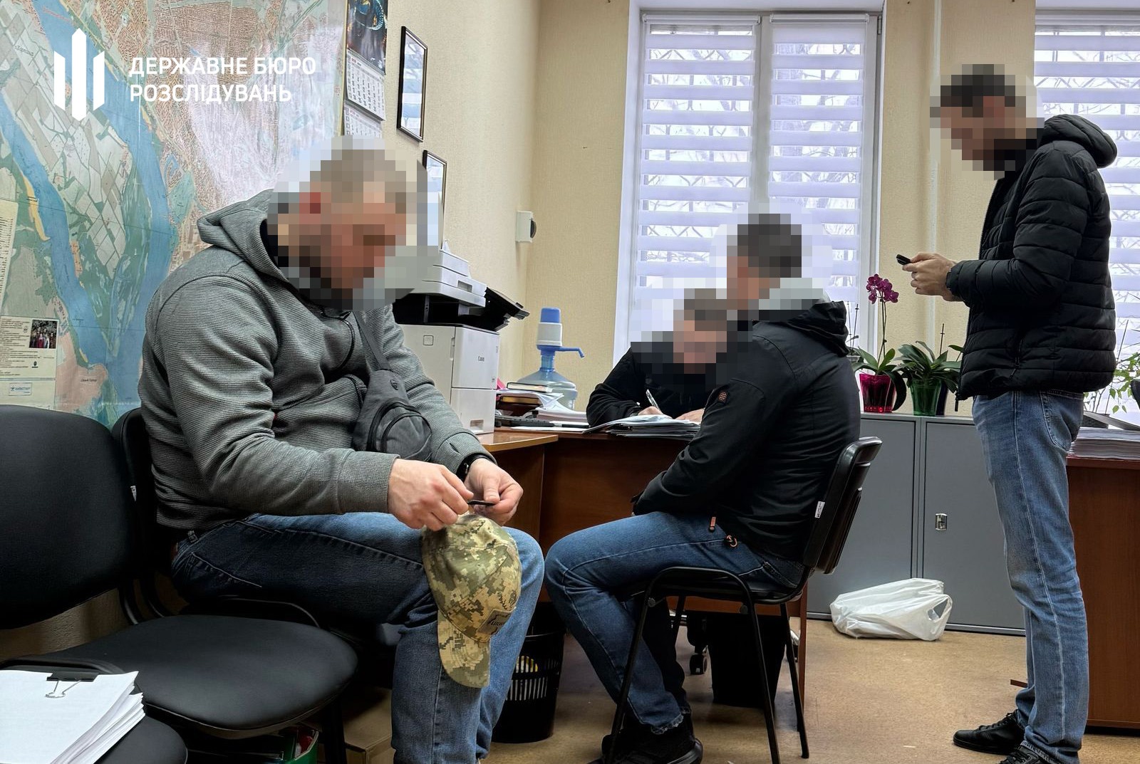 Жодного разу не з’явився на службі: у Запоріжжі судитимуть ексначальника пожежної частини, який працевлаштував знайомого, аби той отримав «бронь»
