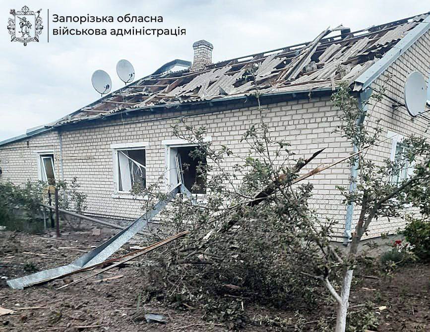 Зруйновано оселі, вбито дитину та поранено підлітка: ворог завдав понад 600 ударів за добу по Запорізькій області