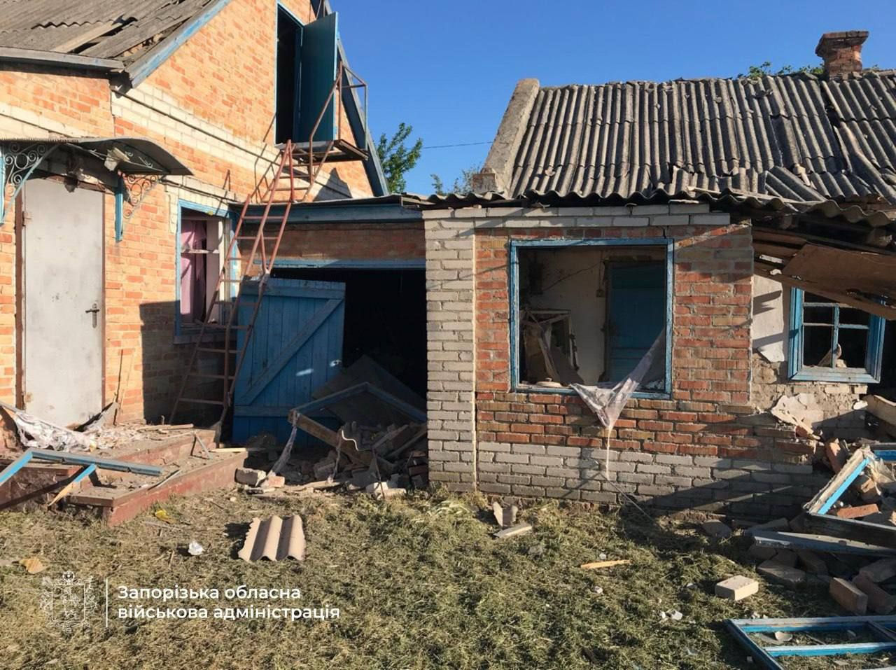 Поранено 12 людей: росіяни завдали 579 ударів по Запорізькій області