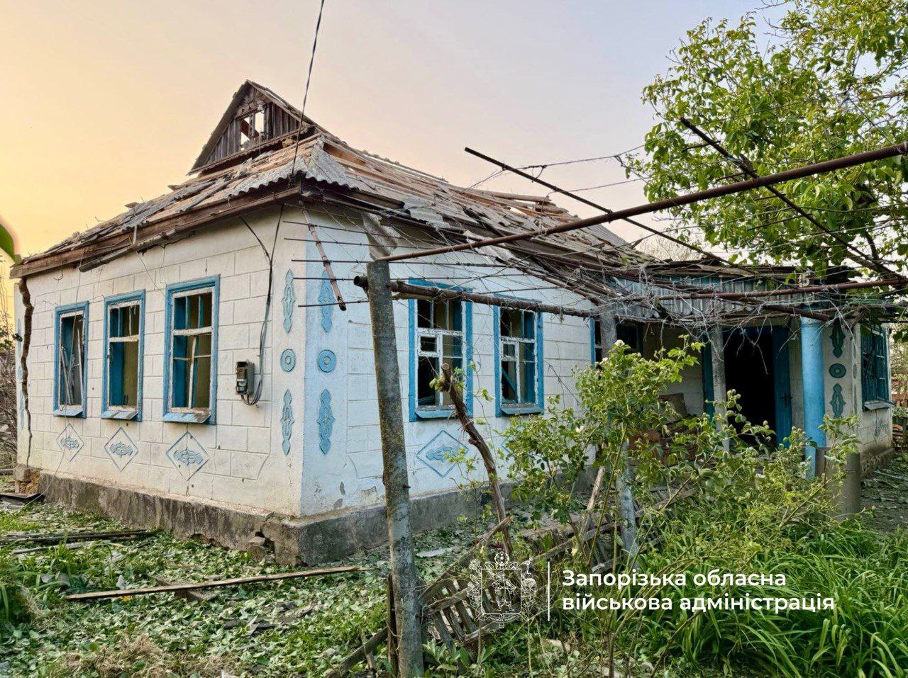 Пʼятеро чоловіків поранено внаслідок вчорашніх російських ударів по Запорізькій області