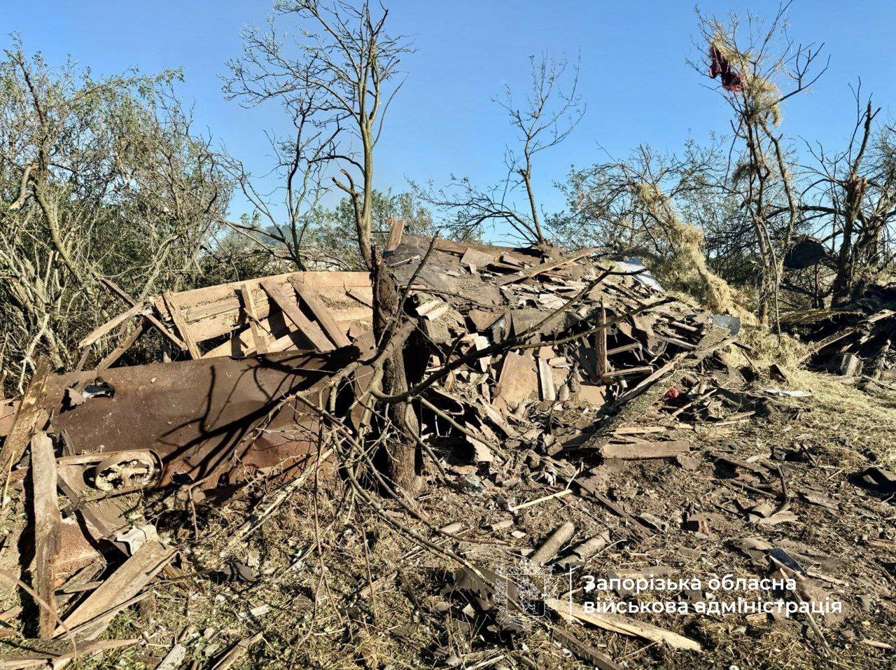 Росіяни завдали авіаудар по Пологівському району: поранено чоловіка
