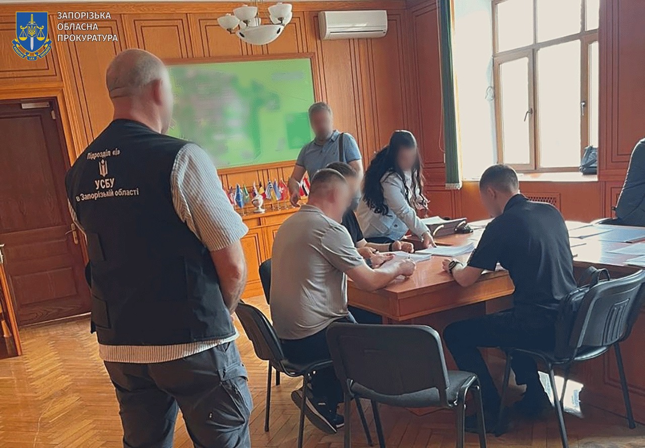 Забезпечив перерахування 1,3 млн грн авансу за невиконані роботи: у Запоріжжі судитимуть посадовця
