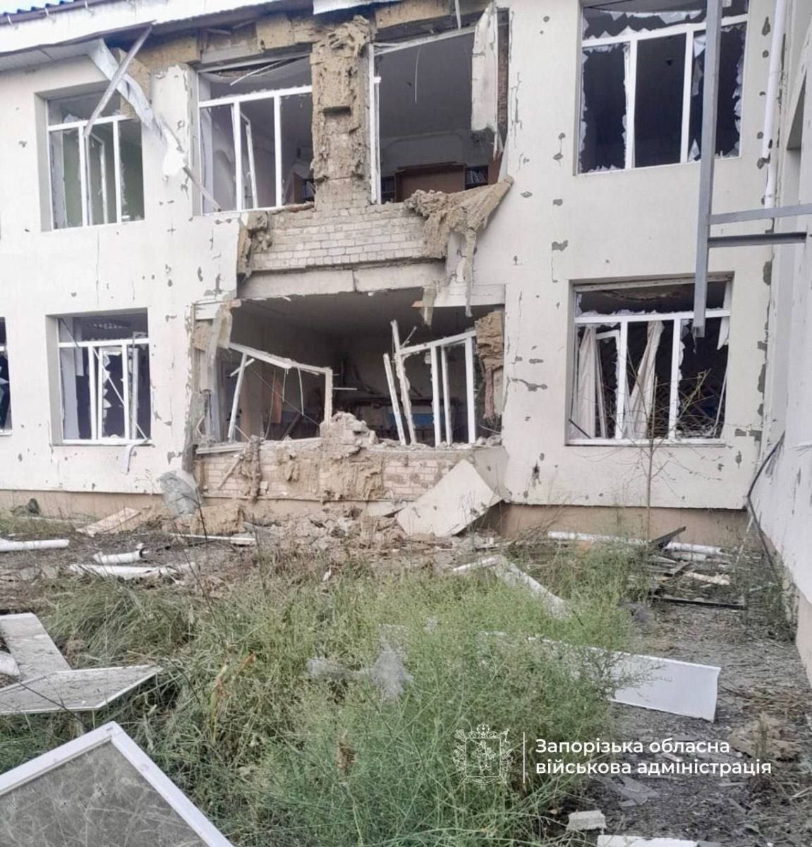Зафіксовано 37 повідомлень про руйнування: росіяни продовжують гатити по Запорізькій області