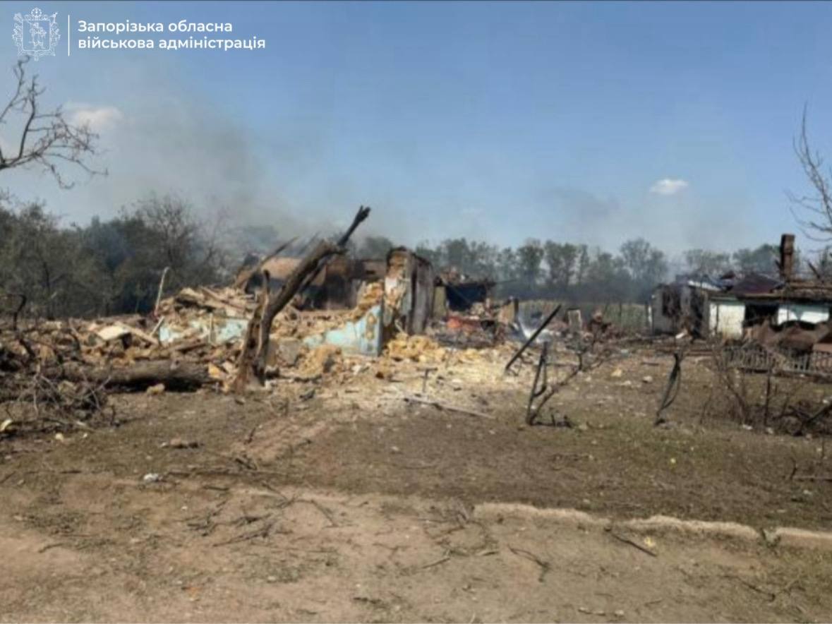 Вдень росіяни вдарили по Пологівському району: поранено мирного мешканця