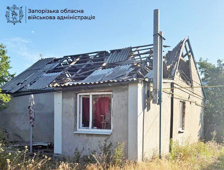 Чотири людини загинуло, ще троє отримали поранення: наслідки російських ударів по Запорізькій області
