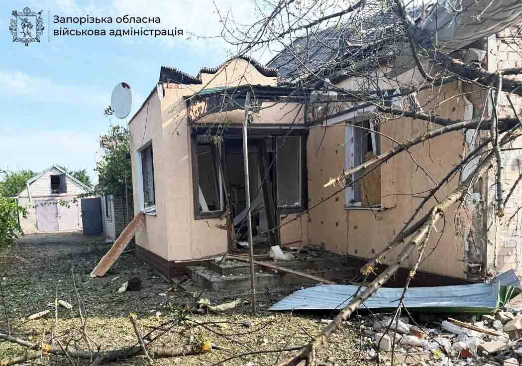 Пошкоджені квартири та будинки: ворог завдав понад 400 ударів по Запорізькій області