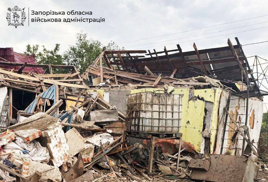 Троє людей отримали  поранення внаслідок ворожих атак Запорізької області