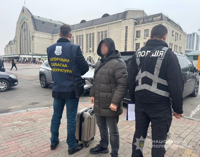 Затримали селищного голову: керівник громади Запорізького району підозрюється у розкраданні бюджетних коштів