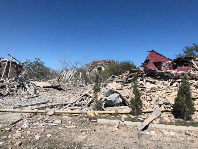 По Оріхову вдарили з артилерії: ворог продовжує знищувати населені пункти Запорізької області