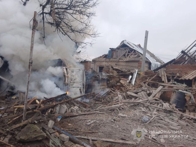 Люди не постраждали: у Запорізькій області ворог продовжує знищувати міста і села