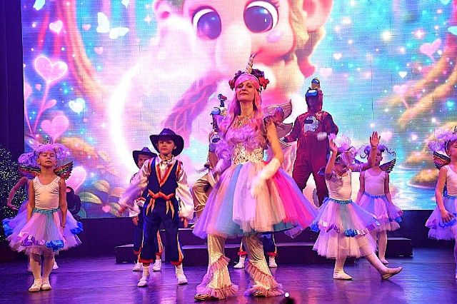 Сповнена магії і незабутніх емоцій: запорізька філармонія запрошує глядачів у космічну подорож