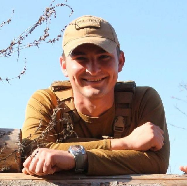 Професія офіцера — захищати батьківщину