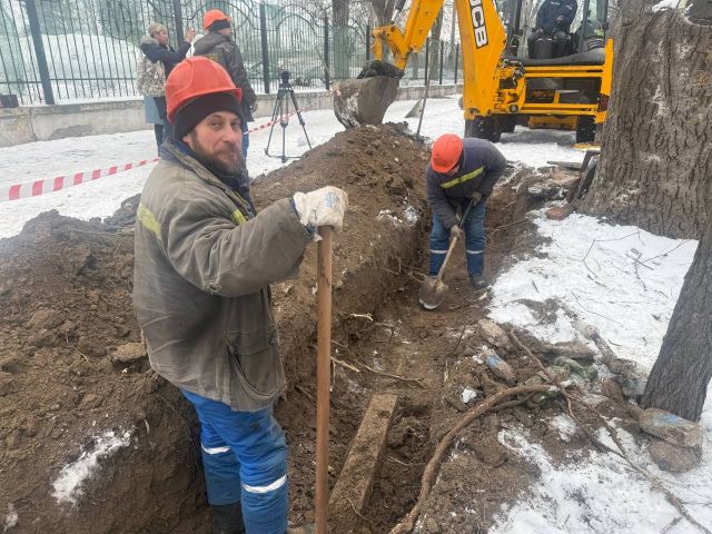 Не витримала навантаження: запорізькі енергетики оперативно відновили кабельну лінію