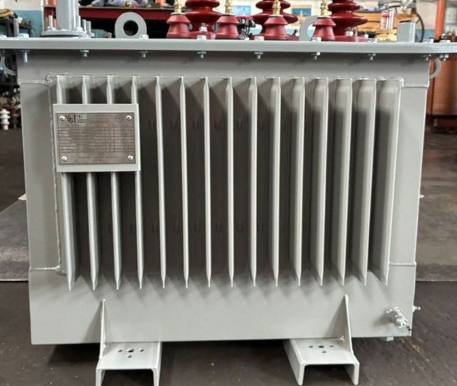 Були першопрохідцями: запорізькі енергетики налагодили власне виробництво трансформаторів