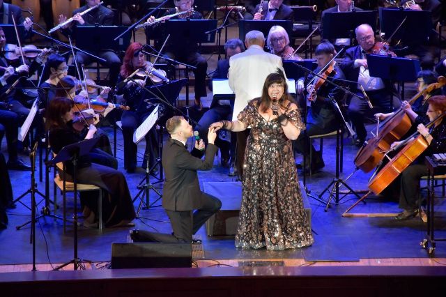 Заряджена енергією любові: у запорізькій філармонії презентували чуттєву прем’єру