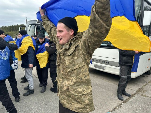 Другий день обміну: з російської неволі визволено ще п'ятеро мешканців Запорізької області