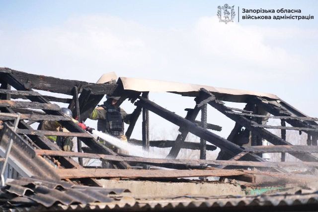 «Все загорілося»: запорізька родина дивом врятувалася під час атаки шахеда