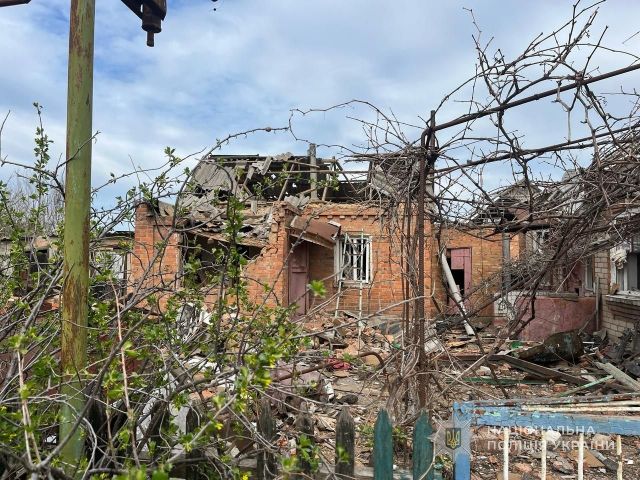 Поранені 10 поліцейських: ворог атакував Новоолександрівку