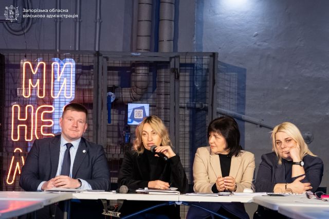 Планують провести опитування:  у Запорізькій області рівень підтримки ВПО залежить не від потреб людей, а від спроможності громади