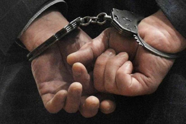 Забив кулаками і палицею: запоріжець підозрюється у смерті співмешканки