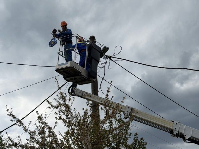 Знеструмлювалися двічі: протягом двох останніх діб одні й ті самі населені пункти на Оріхівщині залишалися без світла