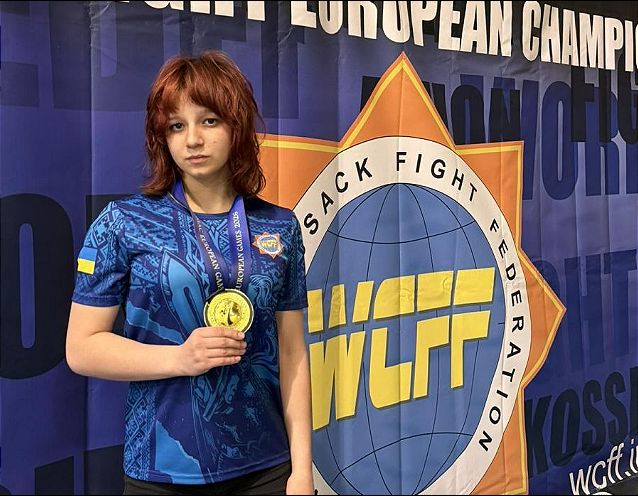 Вихованка оріхівської «Спарти» здобула два «золота» на Чемпіонаті Європи з козацького двобою