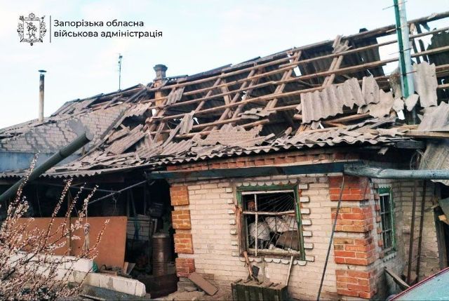 Три людини поранені: росіяни атакували села Запорізького району