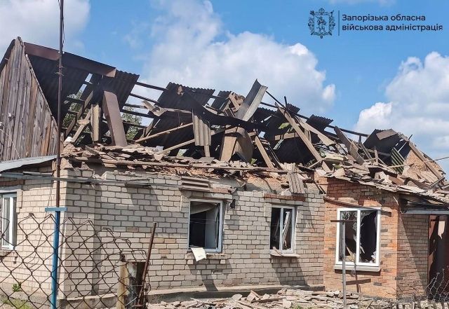 Під ворожим вогнем: росіяни за добу атакували та обстріляли 45 населених пунктів Запорізької області
