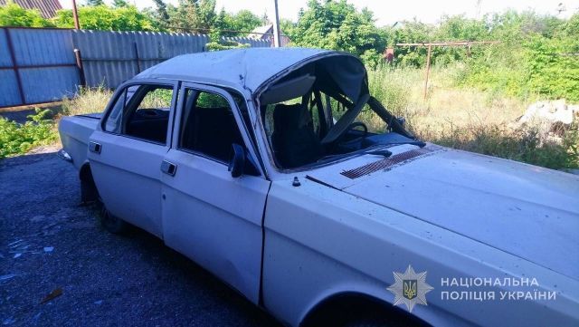 Влучив в автомобіль: у Таврійському ворожий дрон вбив водія, двоє пасажирок дістали поранення