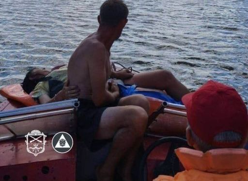 Впала зі скелі: у Запоріжжі на допомогу вирушали рятувальники