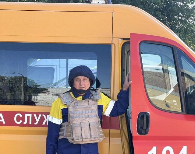 «Коли приїхали, все кругом горіло»: запорізький газівник постійно виїжджає на місця обстрілів