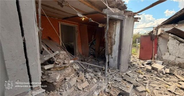FPV-дрони били по місцях перебування цивільних: дві людини поранені внаслідок ворожих атак по Запорізькому району