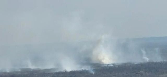 Запоріжжя в диму: через пожежі у плавневій частині у місті важко дихати