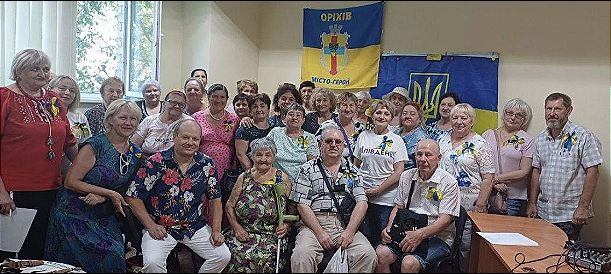 «Серед безліч міст я впізнаю своє…»: пісня про Оріхів зворушила земляків