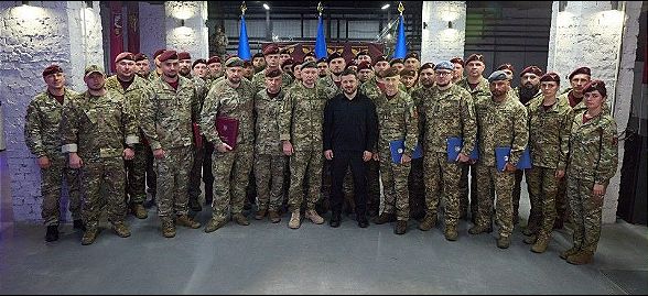 Президент на Запоріжжі провів безпекову нараду та зустрівся з військовими